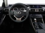 Lexus IS250 2013 года (EU)